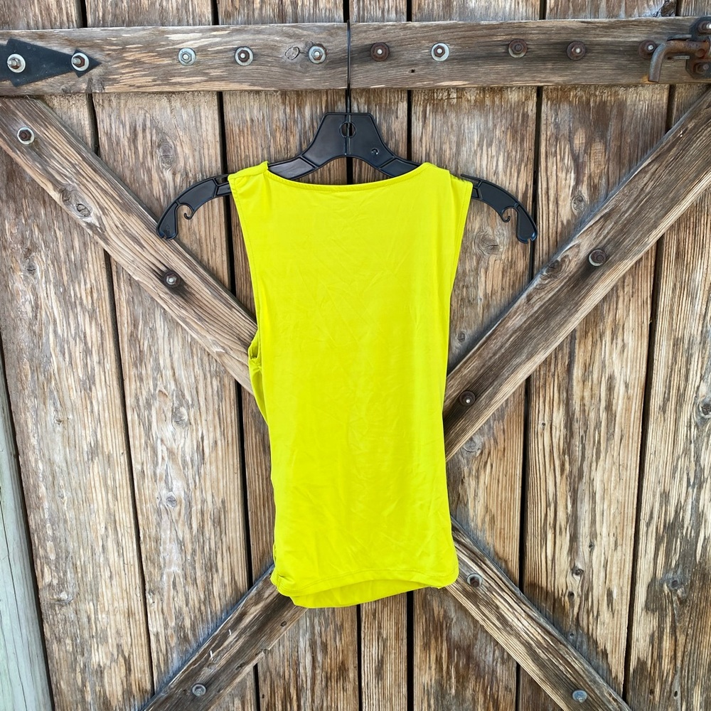 Zara Sleeveless Ruched Top - Picture 4 of 9